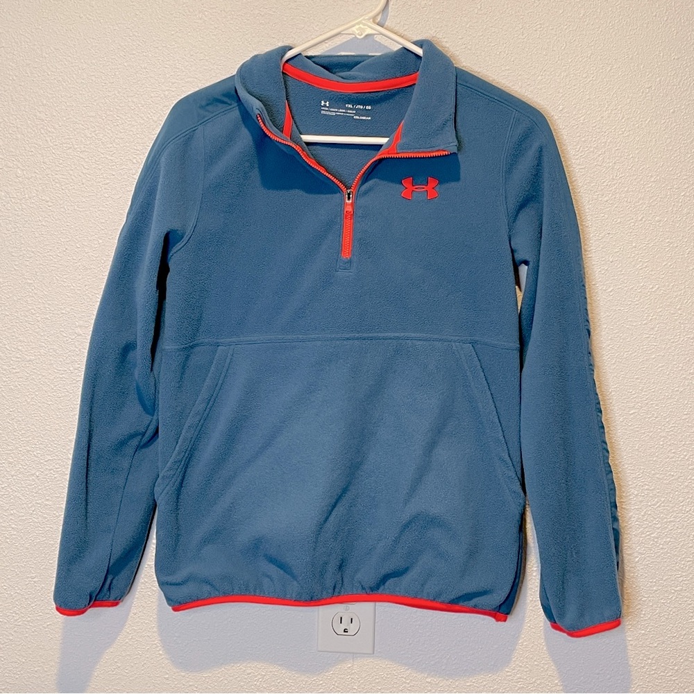 Under Armour Pull Over